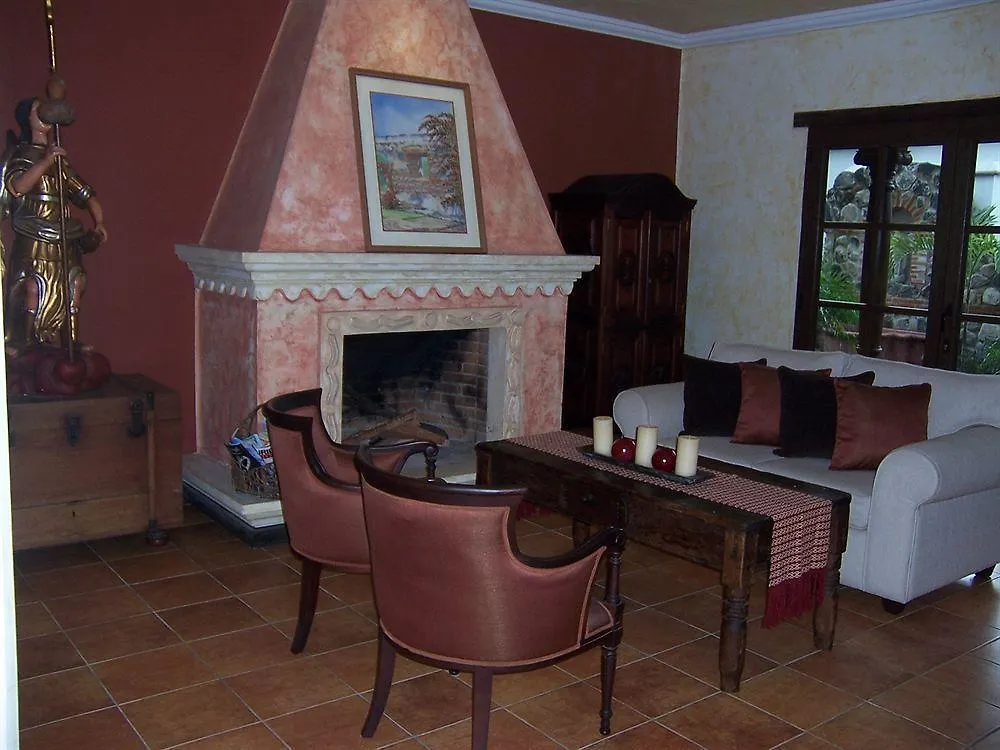 Vilaflor Hotel Antigua 3*,