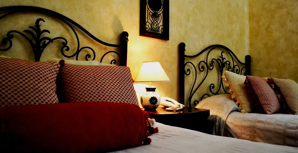 Vilaflor Hotel Antigua 3*,  Guatemala